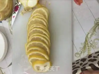 Make Lemon honey water step 0