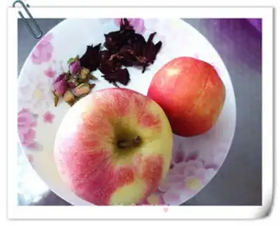 Make Roseloan fresh fruit tea step 0