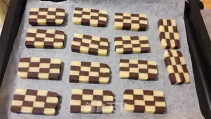Make Chess cookies step 8