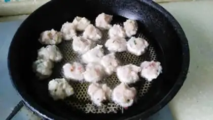 Make Homemade fishballs step 3