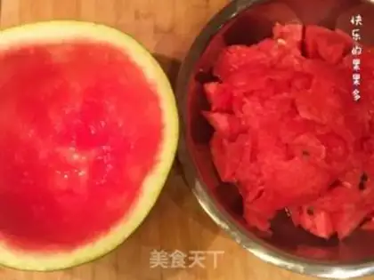 Make Watermelon jelly step 1