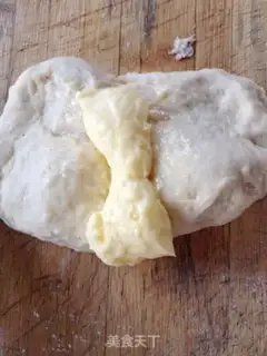 Make Almond sugar bread step 2