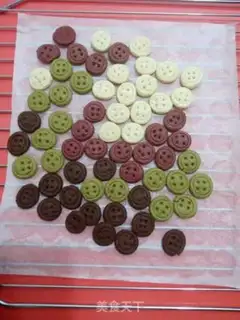 Make Color button cookies step 19
