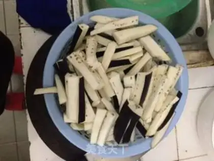 Make Sausage eggplant step 0