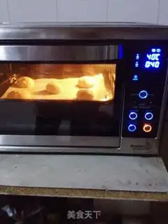 Make Almond sugar bread step 8
