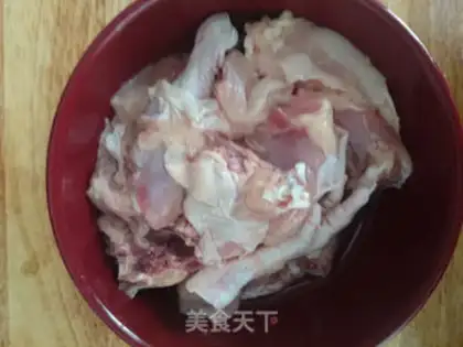 Make A red-burned chicken piece step 0