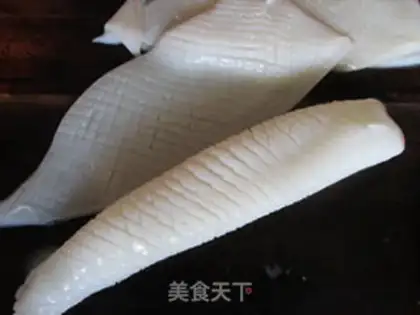 Make Spicy squid rolls step 0