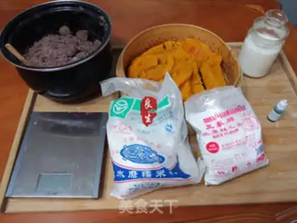 Make Crystal pumpkin nuts step 1