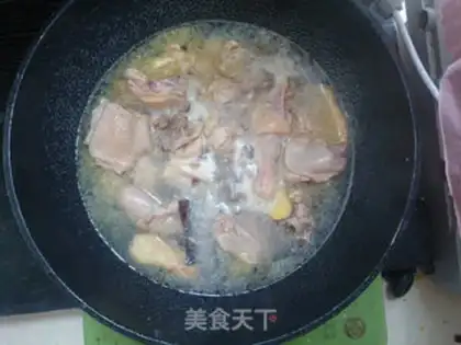 Make A red-burned chicken piece step 2