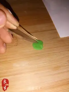 Make Crystal pumpkin nuts step 17