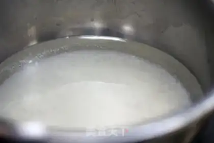 Make A hive cake step 1