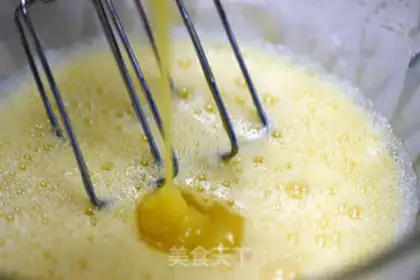 Make A hive cake step 3