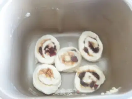 Make Cinnamon croissant step 10