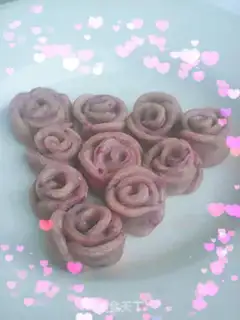 Make Chip rose cookies step 7
