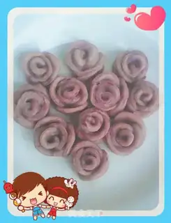 Make Chip rose cookies step 8