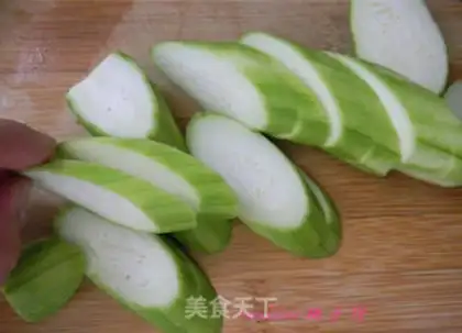 Make Frozen melon box step 2