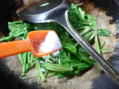 Make Garlic carrots step 6