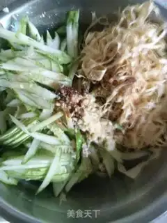 Make A cucumber with a corrosive silk step 2