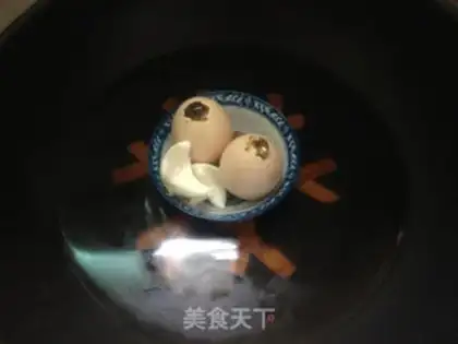 Make Fancy turns to eggs - three colored eggs step 4