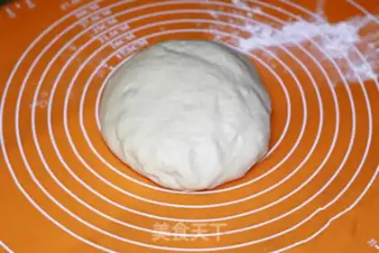 Make Sweet, soft pineapple buns step 0
