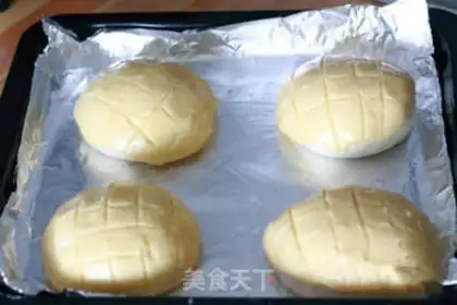 Make Sweet, soft pineapple buns step 5