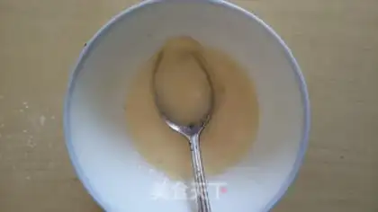 Make Hand grab cake step 4