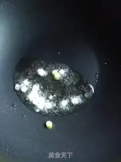 Make Blasted bean sprouts step 1