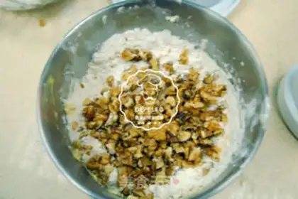 Make The sweet, nutritious walnut step 2