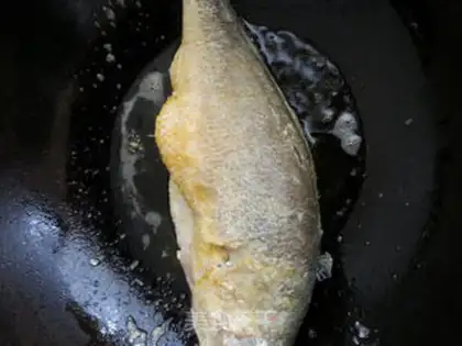 Make Big yellow fish step 3