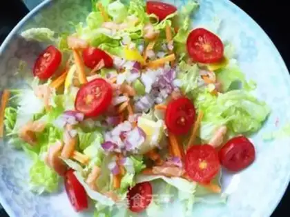 Make salmon vegetable salad step 6
