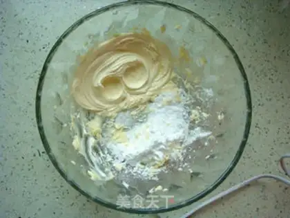 Make Flower butter cookies step 1