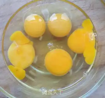 Make Scrambled eggs step 4