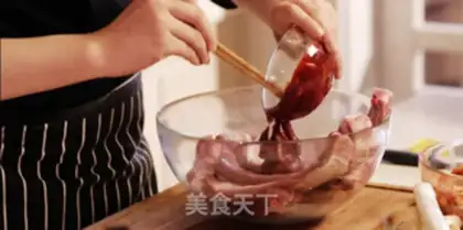 Make Korean cheese roasted ribs step 2