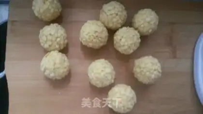 Make Red potato cheeseball step 5