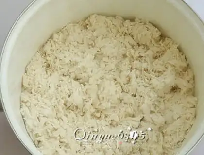 Make Scrambling onions step 4