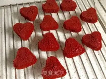 Make Heart velvet cream cake step 7