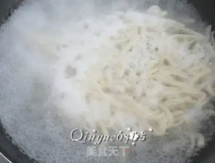 Make Scrambling onions step 7