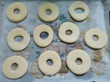 Make Traditional donuts step 6