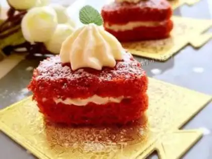Make Heart velvet cream cake step 16