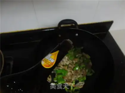 Make Garlic intestines step 4
