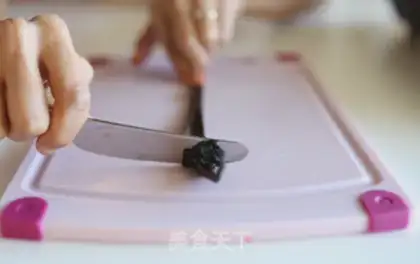 Make Peach vanilla macaron step 9