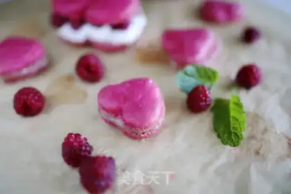 Make Peach vanilla macaron step 13