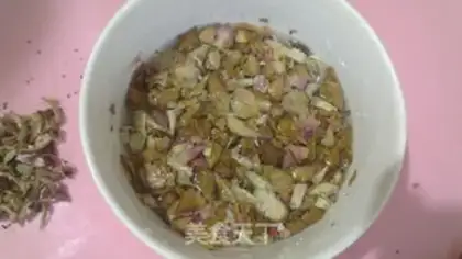Make Rose heart-shaped cookies step 2