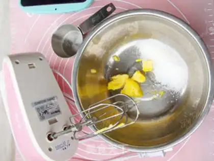 Make Red tea glucose cookies step 1