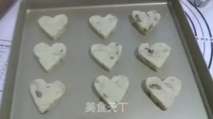 Make Rose heart-shaped cookies step 10