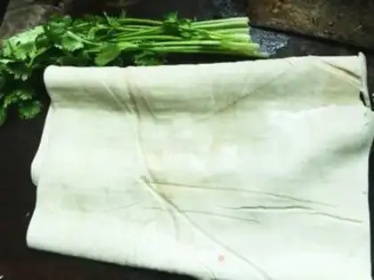 Make A tofu roll step 0