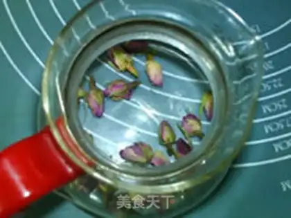 Make Rose tea step 1