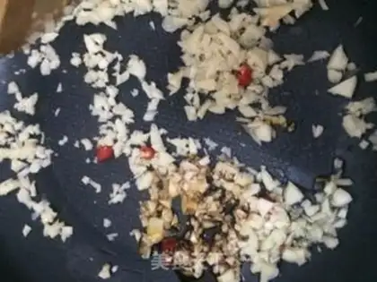 Make Garlic fan dishes step 4