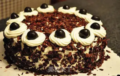 Make Black forest cake step 15