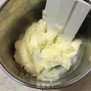 Make Grape soufflé step 1